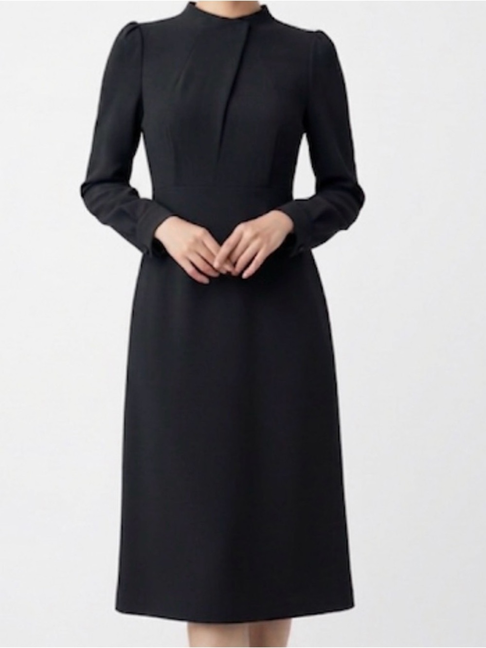 Classy midi black dress